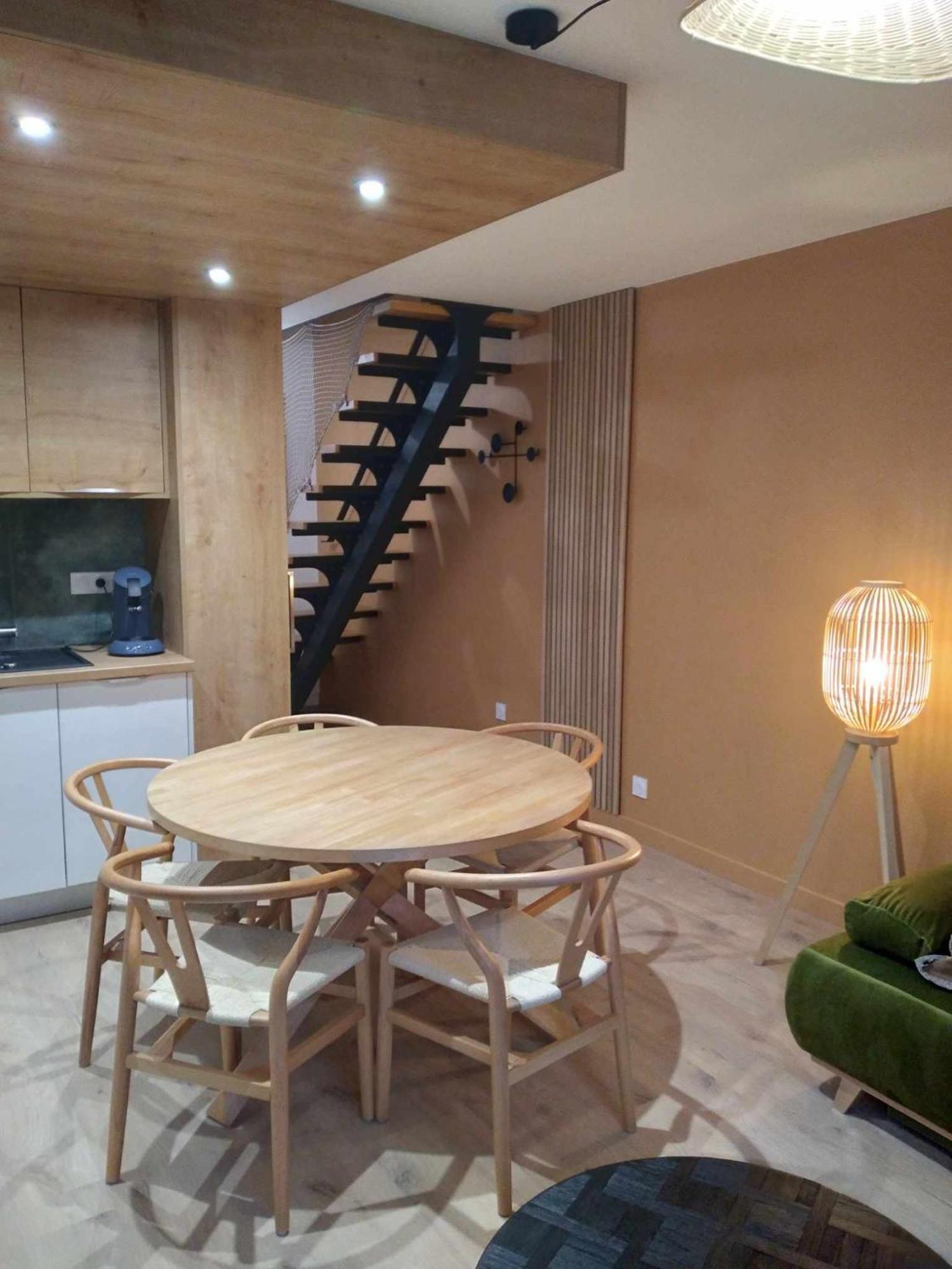 Duplex Lumineux - 40M2 - 2 Chambres - Balcon Terrasse - Parking - Entierement Renove En Mai 2024 Cauterets Exterior photo